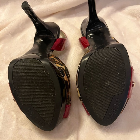 Guess platform peep toe sling backs 8.5. Red patent leather & leopard pattern. - Picture 7 of 12